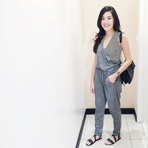Home is where the most grey is. 
#clozetteid #ootd #stylestalker
#ggstyle
#cgstreetstyle 
#igstyle