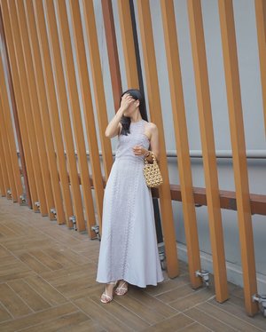 oh, Monday. let’s dress up well with the dress from @pomelofashion , totally switch up the mood into weekend vibes ✨
#pomelo #trypomelo