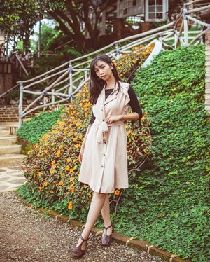 ^ lovin’ this @label8store’ Beige Tyra Vest Dress to the fullest💅🏼 #womenxlabel8 #stylingwithfitri ^
☆
📷: @owlcturnal