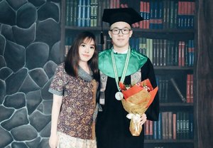Congrats for your graduation, my bald brother! 😂 I'm so envy with your graduation because my high school graduation didn't wear toga and didn't have photobooth. Success for your future, see you on top! Will miss you so much more than I miss Mikey :') and also I will miss your presence (and "bully") HAHA
