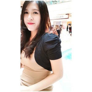 #selca #selfie #asian #chinese #chinesegirl #girl #beauty #beautyblogger #indonesianbeautyblogger #makeup #ulzzang #clozettedaily #clozetteid #clozette #fotd #potd #ootd #candid #latepost