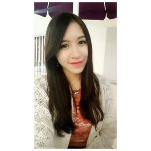 #selfie #selca #asian #chinese #chinesegirl #girl #beauty #beautyblogger #indonesianbeautyblogger #makeup #ulzzang #clozettedaily #clozetteid #clozette #fotd #potd #ootd #blogger #beautiesid #smile