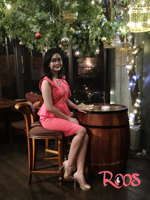 This is how i look last Saturday, attending "Christmas On Broadway" NHKBP Sudirman JakartaDress by Dorothy PerkinsShoes by Victoria#ootd #fotd #dorothyperkins #peplumdress #pinkdress #dress #christmas #birdcage #clozette #clozetteid #clozettedaily