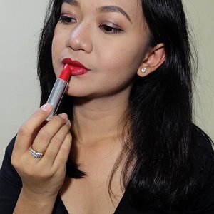 .
ULTIMA II Procollagen Lipstick in RED.
.
🍀
Review :
www.roosvansia.com/2016/05/ULTIMAII-ProcollagenLipstick.html .
🍀
#ultima #ultimaii #procollagen #lipstick #lipjunkie #makeup #lipsticks #redlips #red #clozette #clozetteid #clozettedaily