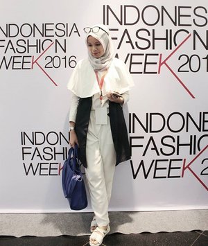 My white outfit for IFW day 2 👗.#ClozetteID #IFW2016