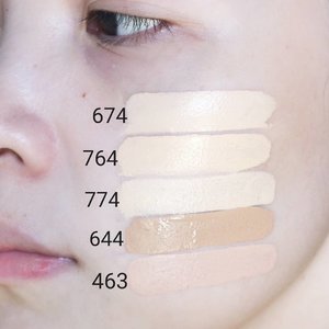 Another shades of Shu Uemura Unlimited Foundtion____Quick review & video ada di agak bawah-bawah yaa scroll down sedikit ____Hope it helps for those who are still baffled with the shades 👋....#fakeupfix #makeupforbarbies2 #shuuemura  #shuuemuraid #unlimitedfoundation #bretmansvanity #amrezyshoutouts  #beautygram #foundation #undiscovered_muas #slave2beauty #wakeupandmakeup #makeupobsession #fiercesociety #bunnyneedsmakeup #hypnaughtymakeup #makeupinspiration #clozetteid #beautybay #clozetteid