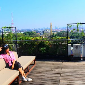 When you arise in the morning think what a precious privilege it is to be alive. To breathe, to think, to enjoy, to love. 
_Marcus Aurelius_
*
*
*
#bandung #traveling #backpaker #morningglorycafe #ClozetteID #beauty #rooftopcafe #summervibes