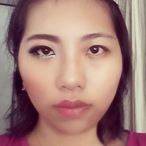 Side makeup ^^ late post trial tekniknya anpasuha :) #afterbefore #sidemakeup #hasilbelajar #makeup #makeupartistbali #beautyblogger #clozetteid