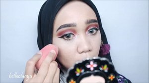 Lavender cut crease - mini tutorial. Press play and enjoy 🍿
.
.

#beautybloggerindonesia #indobeautygram #indobeautyvlogger #tampilcantik #indobeautysquad #hijab #hijabers #makeuphijab #makeuptutorial #makeup #makeupblogger #lakme #clozetteid #beautyvlogger #beautyvloggerindonesia #undiscovered_muas #muatribeid #nyxcosmeticsid #straighttothepoint #preciselyyours #bvlogger #bvloggerid @bvlogger.id @beautybloggerindonesia @indobeautysquad @tampilcantik @beautychannel.id #videotutorial #makeupvideo