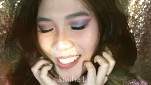 Olllaaa.. 💖💖💖.
My latest tutorial mostly using few products from @lagirlindonesia 😍😍😍.
.
💖 Eye Lux Eyeshadow : Tranquilize.
💖 StrobeLite : 80 Watt
.
Had so much fun with the colors 😍 & travel friendlyyyy 💖💖.
.
Get youuuurssss @lagirlindonesia .
😘😘😘😘😘.
.
.
.
.
.
.

@indobeautygram @bvlogger.id #lagirl #lagirlid #lagirlcosmetics #lagirlindonesia #beautybloggerindonesia #beauty #makeup #highlighter #rosegold #beautyblogger #indobeautygram #beautyvlogger #beautyvlog #makeup #makeupinspiration #makeupinspo #beautyinfluence #indonesia #makeupindonesia #indonesiamakeup #beautyblogger #beautyvlogger #ivgbeauty #clozetteid #indobeautyinfluencer #indobeauty #bvloggerid