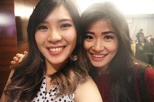 Finallyyyy.. dipertemukan oleh @nyxcosmetics_indonesia 😂😂😂😂💖💖💖💖 . Thankyou so much. It was a such amazing experience💖💖💖💖💖.
.
.
.
.
.
.
.
.
.
#proexclusive #rosharofficial #nyxcosmeticsid #nyx #nyxcosmetics #indobeautygram #beautyblogger #beautyvlogger #nyxcosmetics #nyxcosmeticsid #nyx #makeup #makeupjunkie #ibv #ivgbeauty #indovidgram #eyeshadow #lips #looks #makeupinspiration #makeupinspo #benefit #makeuptutorial #indobeauty #chrome #dualchrome #highlight #indobeautyinfluencer #beautyinfluencer #clozetteid #beautynesiaid #beautynesia #beautynesiamember @bvlogger.id