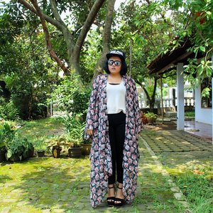 New post is up on #SlumberTalk !! Thank you for @astinayah for being my photographer of the day!! • http://bit.ly/funbreeze • 
#blogger #fashion #fashionblogger #fashionstyleindo #lookbook #lookbookindonesia #indonesian_blogger #indonesianblogger #ootd#ootdindo #ootd #styyli #wiwhotlook #wiw #wiwfb #ClozetteID #springoutfit #outfit #lotd #streetstyle