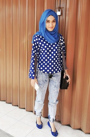 casual outfit but still feminine #ClozetteID #COTW #intotheblue