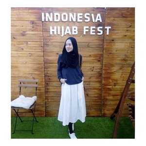 Indonesia Hijabfest 2016 Day 2 ❤️ Preppy Look wearing Top and Skirt from @monelboutique 💋 nuhun teteh-tetehkuu #ootd #hijabdaily #hijaboutfit #clozetteid #clozetteambassador