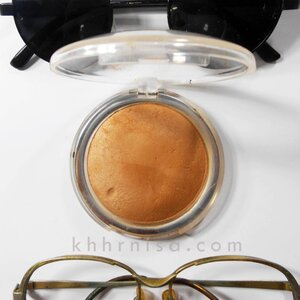 Setelah 4 bulan punya bronzer ini aku gak pernah skip pakenya, kenapa sampe sesuka itu? Cek review lengkapnya di khhrnisa.com atau tinggal klik link di bio aku ya💓
.
.
.
.
.
.
#review #catrice #bronzer #indonesiablogger #beautyblogger #bloggerindonesia #beautyblogger #beautybloggerindonesia #reviewmakeup #makeup #clozette #clozetteid #bloggerbandung #beautiesquad #bloggerperempuan