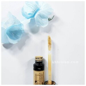 Catrice ini memiliki coverage yang tinggi dan light weight. Harganya murah dan mudah ditemukan, tapi ada yang bikin aku gasuka.....cek review lengkapnya di khhrnisa.com atau bisa klik link bio aku💓...#clozetteid #makeup #concealer #catrice #reviewmakeup #bloggerindonesia #bloggerperempuan #indobeautyblogger #indonesiablogger #indonesiabeautyblogger
