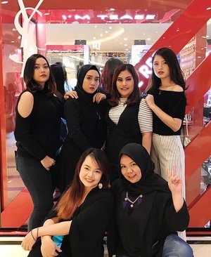 Aug 24, 2019They said, women never go wrong with red lipstick 💋Main ke booth @yslbeauty di Central Park today. Yeaaayy so excited to try their Rouge Volupte Shine ❤#IBSxYSL#YslBeautyID#YSLBeauty#EndangerMeRed@indobeautysquad @anggarahman