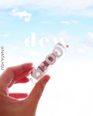 June 29, 2020WEAR TEST@madformakeup.co Dew - Tinted 6hr Lip Moisturizer. It's not just a lipstick, but it's more than that. Feels like a color lip balm, with a glossy finish that give a stain on your lips ! Oh, it's lightweight 💕.It's last up to 6 hours. Kalau dipakai makan dan minum, agak ilang memang tp warnanya masih ngestain di bibir..🚫 it's not transferproof 🚫Oh ya, produk ini tuh kayak lip care. Jadi bisa kamu bawa tidur hihi..One swipe to get your natural lips ❤Such an #UnbelipableGood.#100SwatchRoseDew