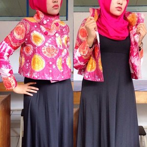 STRAWBERRY PUNCH.
#simplecoat jumputan #dianpelangi from @pelangi_makassar .
Inner dress from #zoya @zoyalovers .
#ootd #outfitoftheday #wiwt #whatiworetoday #hijabi #hijabers #hijabstyle #hijabfashion #muslimfashion #lookoftheday #lookbookNU #lookbook #ClozetteID #pink