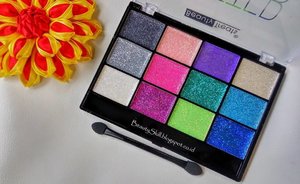 Thank you @tampilcantik_com 😊

Buat yg mau tau jasilnya di aku cek di postinganku hari ini ya..😊 beautyskill.blogspot.co.id/2017/01/review-beauty-treats-sparkle-glitter.html?m=1

#clozetteid #beautytreats #glitter #glamour #eyeshadow #makeup #bloggerindonesia #beautyblogger