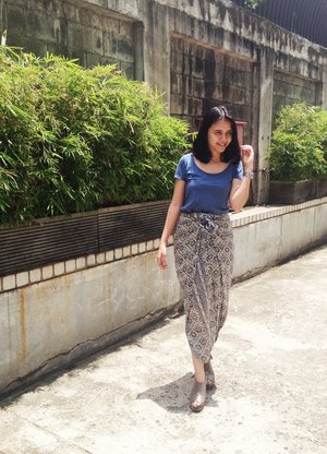 Saroong is the new denim? Yes... It is ;)
