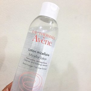 I was contemplating whether to buy this because it was on BOGO at @guardianindonesia when it fell and broke in front of me 😑.
So I was "forced" to take two bottles home and need to find an empty bottle because one of them is cap-less.
From my first couple of uses, this is milder from my favorite #micellarwater , Bioderma. It is more hydrating and has a faint fresh fragrance. But Bioderma takes make up off easier, and from my experience, the bottle isn't the most sturdy 😰. I will use up my two bottles but I'm not sure whether I'll repurchase.
Idk how long the BOGO will last, so if you've been wanting to try this product, this is a pretty good deal 😉 One thing to note though, the expiry date is Dec 2016, so not the best for stocking up.
#shortreview #firstimpression #avene #avenemicellarlotion #micellarlotion #guardianindonesia #bogo #skincarereview #skincarehaul #skincarelover #skincareaddict #clozetteid #fdbeauty #instabeauty #nofilter
