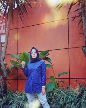 Simple and comfy shirts from @keeynes.id , gw banget sih ini 😎...#ClozetteID #personalblogger #personalblog #indonesianblogger #lifestyleblog #Hijab #likeforlikes