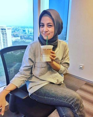 Haiii from Olivia Zalianty 😂😂😂
#onduty #meetingsore
.
.
.
.
.
.
.
.
.
.
.
.
.
.
.
#clozetteid #Blogger #indonesianblogger #beautyenthusiast #FashionEntusiast #BeautyLovers #FashionLovers #LifeStyleBlogger #beautyblogger #indonesianbeautyblogger #indonesianfemaleblogger #femaleblogger #indobeautyblogger #cgstreetstyle #ootd #outfitoftheday #streetstyle #fashionaddict #streetfashion #dailyfashion #womanfashion #fashionable #instafashion#Like4Like