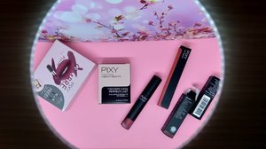 My @pixycosmetics collection. I'm planning to buy more. The next is lip cream in Gaudy Orange shade. I've tried it once from a friend and it was so natural.

#clozetteid #makeup #lipcream #PIXYColoReinvention #PIXYNewYou