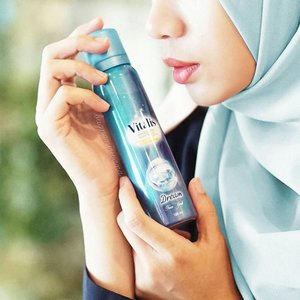 Ternyata ada syarat-syarat tertentu lho untuk wanita muslim memakai parfum.. Baca di blog aku yak, www.bugnanirwana.wordpress.com. Link in bio. 
#clozette #clozetteid #perfume #parfum #bloggerindonesia #bloggerjakarta