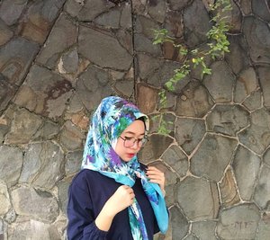 Square hijab from @mels_scraft 💝 #ClozetteID