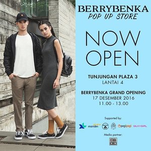 Good news for you! Yes, you! You're all invited to the Grand Opening of @berrybenka Pop Up Store Surabaya at Tunjungan Plaza 3, 4th Floor on December 17, 2016, at 11am-1pm
-
Ps : Free shopping voucher up to IDR 200K without minimum purchase!
+ Exclusive goodie bags from @berrybenka for first 50 customers!
See you there! 😘
-
#berrybenka #tunjunganplaza #clozetteid