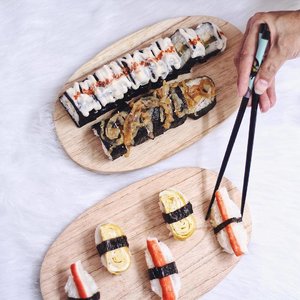 It's sushi time! 🍣 Sushi from @shuichikeisushi 👌🏻 #sushisurabaya #clozetteid #kulinersby
