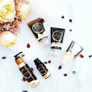 New blog post, link on bio! Full review about @kohveestory products. Kohvee Story is a collection of coffee based skin care products, made in Bali and established in December 2016. All Kohvee Story products contains coffee extract from local coffee and carefully produced to create high quality skin care products with coffee benefits and smell like freshly brewed coffee 😍☕ #ChensReview #beautyblogger #kohveestory #bbbxkohveestory #clozetteid