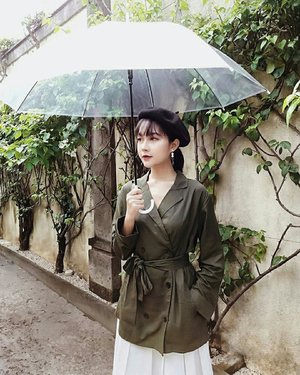 Keep stylish and classy on rainy days with @label8store #womenxlabel8 #collabwithchen #clozetteid