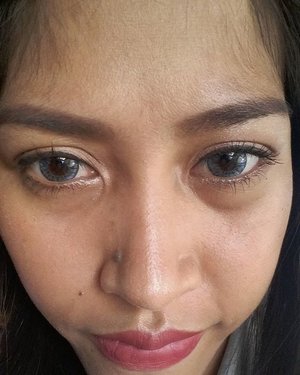 #x2diaryblue from @x2softlens love the color 😍😍
#x2diaryseries
#softlens #eyes
#selfiewithx2diary #clozetteid #makeup