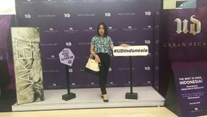 FINALLY THE WAIT IS OVER. URBAN DECAY IS IN INDONESIA *YAAAAYY*
#ootd for grand opening #udindonesia #cotw #floralspringstyle