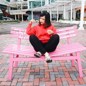 When this bench is supposed to be for a couple, but you are a loner 😂😂😂
.
.
.
#beautyblogger #clozetteid #lifestyle #srstravels #blogger