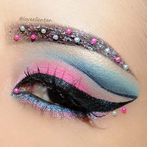 Detail look.. half cut crease 😁😁
@nyxcosmetics  Jumbo Eye Pencil in Milk as Base.

Eyeshadow @bhcosmetics  Take Me To Brazil

Eyeliner styler pen @studiomakeupid  and @maybelline Hyper Glossy

Waterline @rimmellondonus
Scndaleyes gel liner

@nyxcosmetics Glitter powder GP04 Pink

Eyelash by @naomi_eyelash

#eotd  #eyelashes  #eyeshadow  #pictoftheday  #motd  #maya_mia_y  #hudabeauty #vegas_nay  #clozetteid  #lucinda212 #hudabeauty #coastalscents  #anastasiabeverlyhills #maryammaquillage #lookamillion #motdindo #glamexpress #bhcosmetics #nyxcosmetics #dressyourface #motivescosmetics #belajarmakeup #makeupgeek #mehron #pinkperception #baretoglam  #wakeupandmakeup