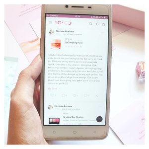 Have u sign up in soco.id? Go sign up and write review to get #socobox with #socoreview
@beautyjournal @sociolla 
Psst, dont forget to follow me in id nerissa arviana. Let's make a friend 🙆
.
.
.
.
#clozetteid #socobox #socoreview #sociolla #daily #beautybloggers #blogger #makeup #instaphoto