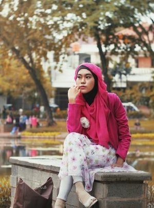 nature and pink is the one of perfect combination #ClozetteID#HOTD#ScarfMagz