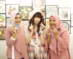 Yeah, we are cute. No doubt. 🌼
__
#fotd #ootd #hijaber #kawaiii #indonesian #wefie #clozetter #beautycommunity #clozetteid