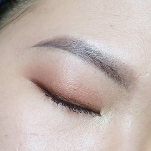 Monolid with natural eye makeup.
Link on bio or👇
•
bit.ly/MakeupMataNatural
•
#blog #liamelqhadotcom #journeyaboutmakeup #blogging #blogger #bloggingmom #bloggerperempuan #beautiesquad #keb #kumpulanemakblogger #clozetteid #indonesiafemaleblogger #beautyblogger #batambeautyblogger #batamblogger #indonesiabeautyblogger #review #tips #tutorial #beautyjunkie #beautyenthusiast #makeupjunkie #makeupenthusiast #batambeautygram #BatamBG