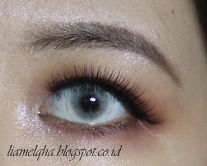 Happy weekend!
Yang suka ngikutin western makeup trend siapa hayo? Hari ni aku coba membuat fall eye makeup look nih. Pake palettenya Makeup Revolution Newtrals vs Neutrals lagi. Yuk, baca step-stepnya di sini 👇🏻👇🏻 http://bit.ly/FallEyeMakeup

#blog #blogging #blogger #bloggingmom #bloggerperempuan #clozetteid #review #tips #tutorial #beautyjunkie #beautyenthusiast #makeupjunkie #makeupenthusiast #batambeautygram