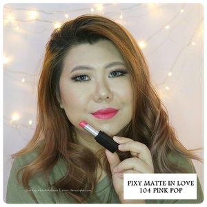 Lipstick lokal dari @pixycosmetics Yang terakhir direview di blog. Sudah baca di #JourneyAboutMakeup #liamelqhadotcom ? Tekstur, harga, dan lain-lainnya ada di blog kok. Klik di bio ajah, langsung menuju blogku 😉.
•
Total lipstick ini punya 10 warna. 5 lagi disebelah yah swatchesnya beb..😄
•
#pixycosmetics #pixymatteinlove #liamelqhadotcom #JourneyAboutMakeup #BloggerPerempuan #Beautiesquad #KEB #KumpulanEmakBlogger #ClozetteID #IndonesianFemaleBlogger #SociollaBlogger #KBBVmember #IndonesianBeautyBlogger  #batambeautyblogger #setterspace