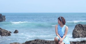 Sound of the sea 💙
.
.
.
.
#clozetteid #LYKEambassador #holidays #beach #explorebali #balibible #pantaibatubolong #instagood #lovelife #blogger #pantai #baliholiday #baliadvisor #balibeach #balinesia