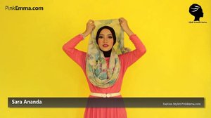 PinkEmma Hijab Tutorial: Romantic Style Dengan Pashmina Floral - YouTube#WearItPink Hijab