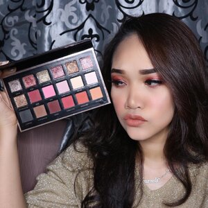 EYESHADOW INI HARGANYA DI BAWAH Rp.60.000???
.
Ah yang bener? Gak salaahh??
.
Kalo penasaran dan pengen tauu ayo cepet click link di bio aku yaa, bener gak sih ini eyeshadow harganya dibawah 60ribu? Trus kalo semurah itu emang kualitas nya bagus ya? Belinya dimana?
.
Tenangg ada semua di YouTube aku! Cepet yaa click link di BIO akuu!!!
.
.
.
.
#motd #makeupoftheday #art #mua #muajakarta #muaindonesia #makeupmakeupartist #indobeautyblogger #beautyblogger #beauty #blogger #indobeautygram #beautybloggerindonesia #youtuber #youtuberindonesia #Reposting #makeupwisuda #focallure #wakeupmakeup #hudabeauty #vegasnay #mymakeup #ofracosmetics #muaawesome #lipstick #liquidlipstick #giveawayindonesia #clozetteid #clozetteidreview