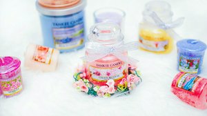 Yankee Candle has become the #1 most-recognized name in the candle business and the best selling candle brand in their country 🌻
.
They use food grade paraffin wax, essential oils, and fragrance extracts as their main ingredients.. Their paraffin wax has been aproved by USDA (US Department of Agriculture) 🙌🙌
.
Glad that @yankeecandleindonesia sent some of their products for me to try 🙌😍🙌