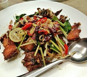 super delicious chicken at Sanur Mangga Dua PIK 😝 #ClozetteID